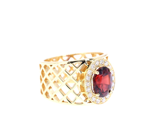 Signature Ring - Golden Basket - Large Oval Kiss Me