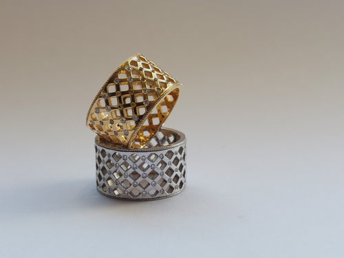 Signature Ring - Golden Basket - Only Diamonds