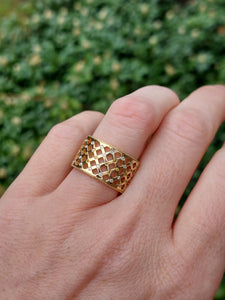 Signature Ring - Golden Basket - Only Diamonds