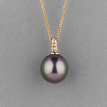 Load image into Gallery viewer, Black Pearl Necklace
