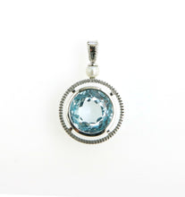 Load image into Gallery viewer, Sun&#39;s halo necklace