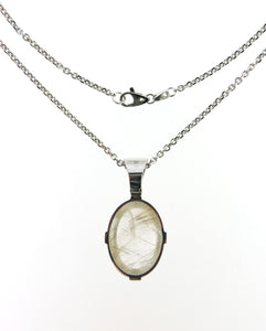 Back view 18Kt White Gold